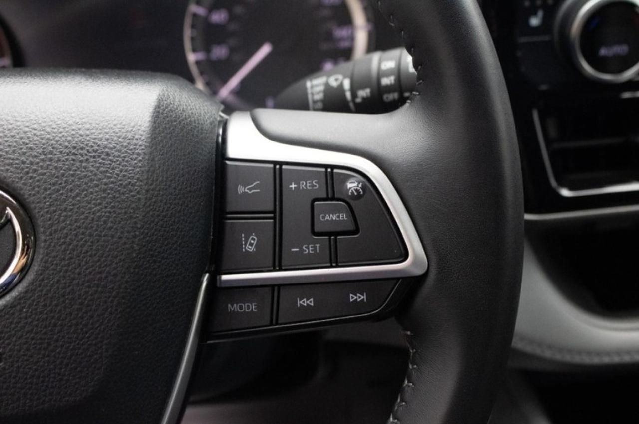 2023 Toyota Highlander L AWD Yonkers NY
