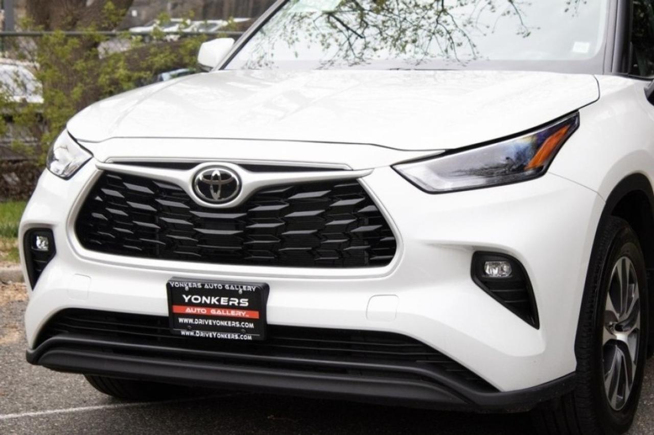 2023 Toyota Highlander L AWD Yonkers NY