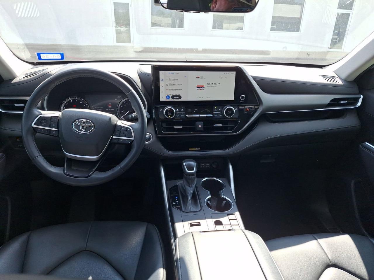 2023 Toyota Highlander L Hurst TX