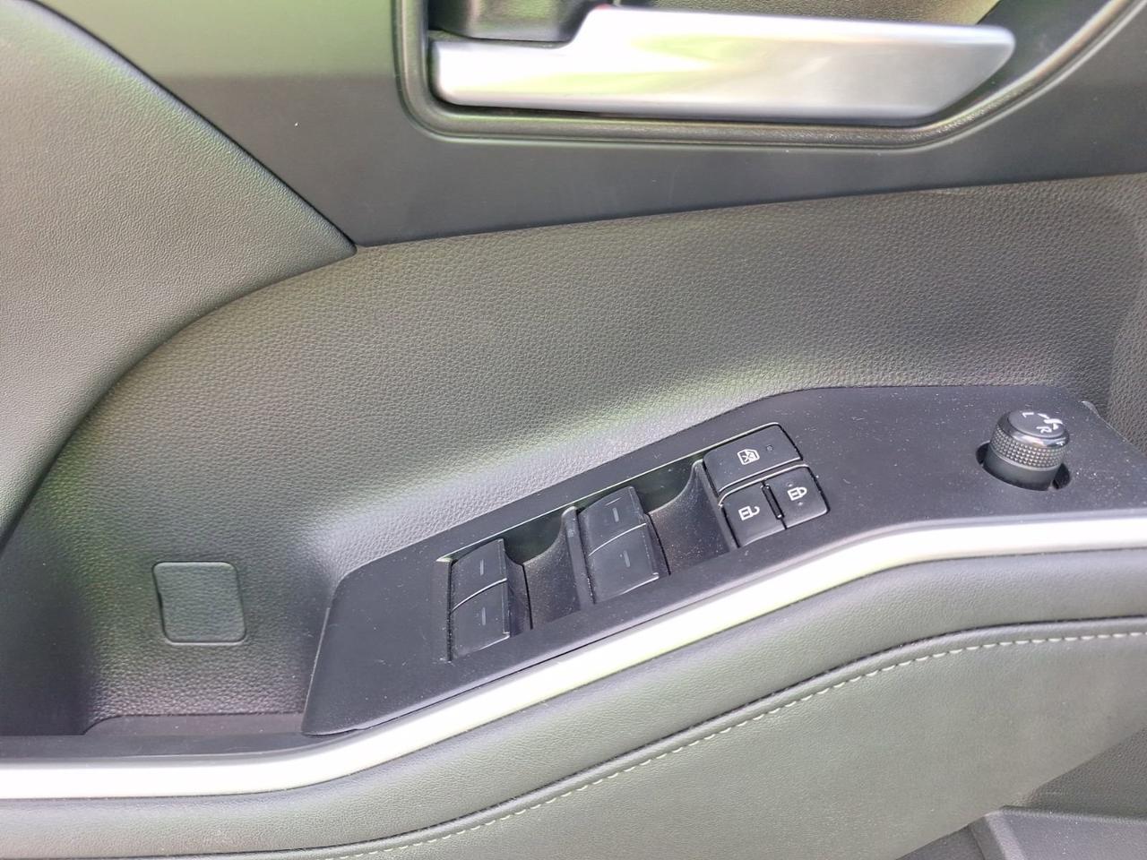 2023 Toyota Highlander L Hurst TX