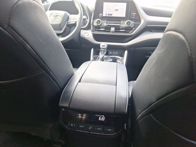 2023 Toyota Highlander L Hurst TX