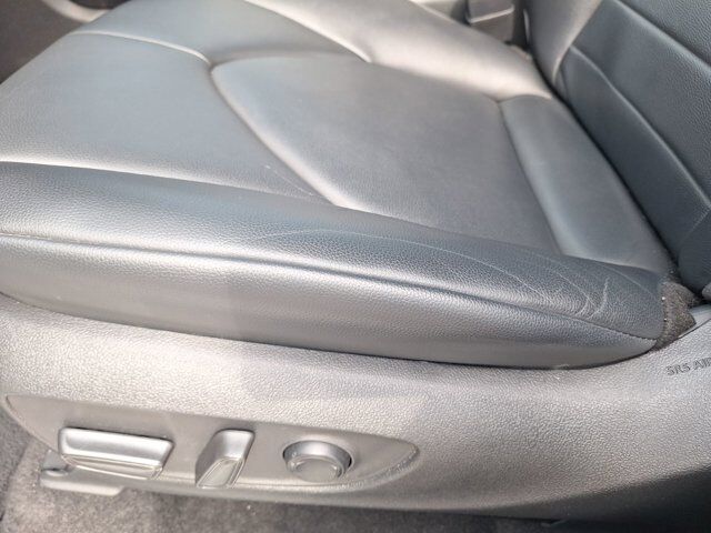 2023 Toyota Highlander L Hurst TX