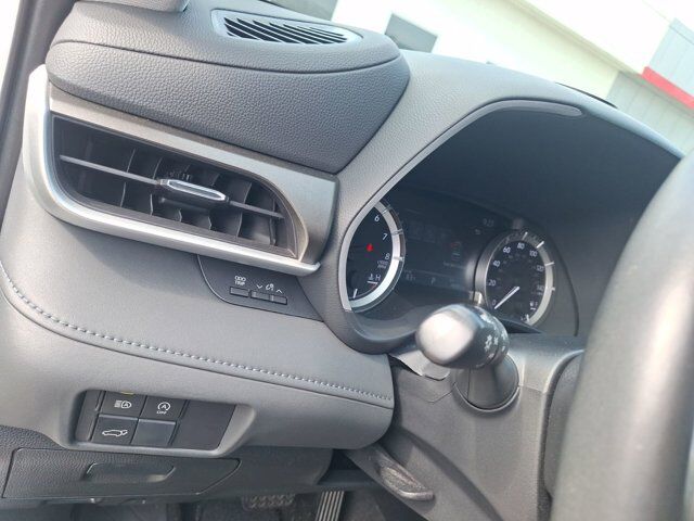 2023 Toyota Highlander L Hurst TX