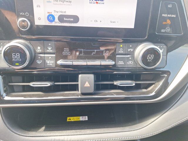 2023 Toyota Highlander L Hurst TX