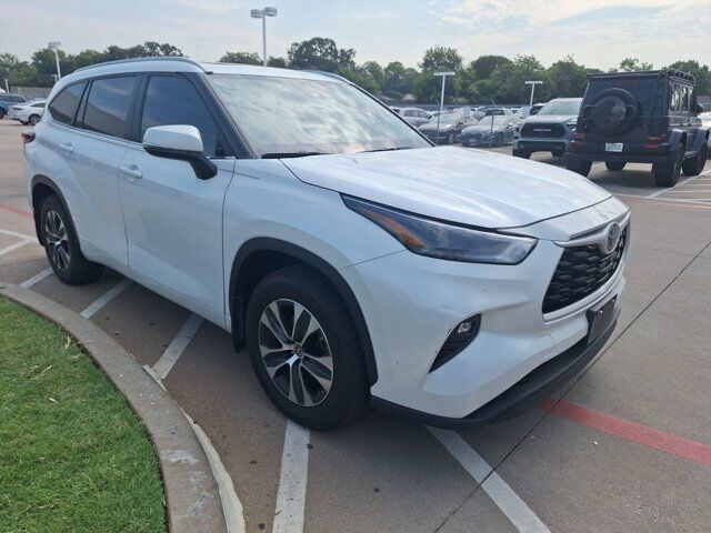 2023 Toyota Highlander L Hurst TX