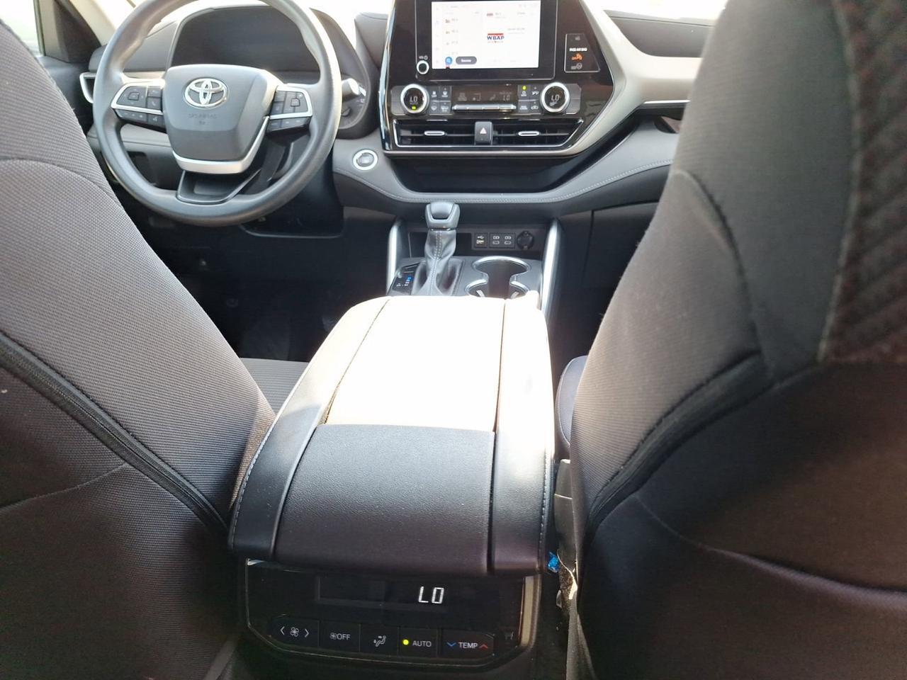2023 Toyota Highlander L Hurst TX