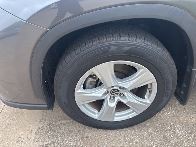 2023 Toyota Highlander L Hurst TX