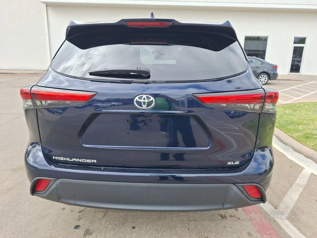 2023 Toyota Highlander L Hurst TX