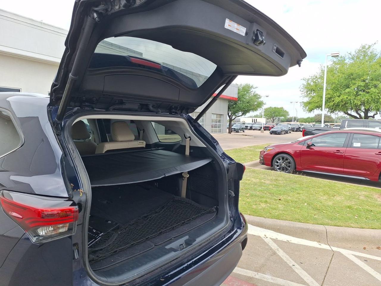 2023 Toyota Highlander L Hurst TX