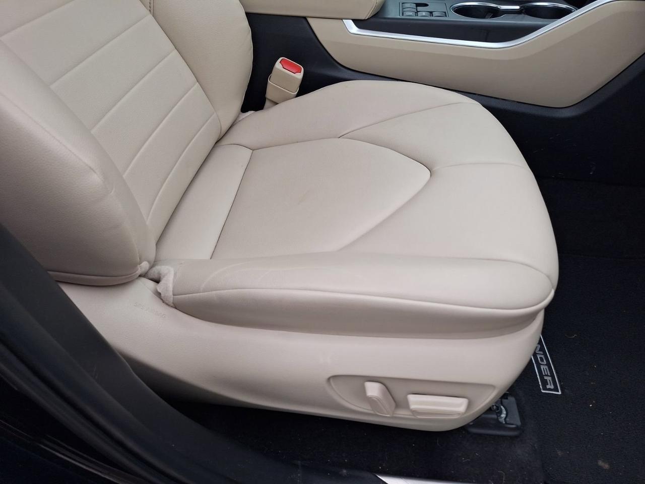 2023 Toyota Highlander L Hurst TX