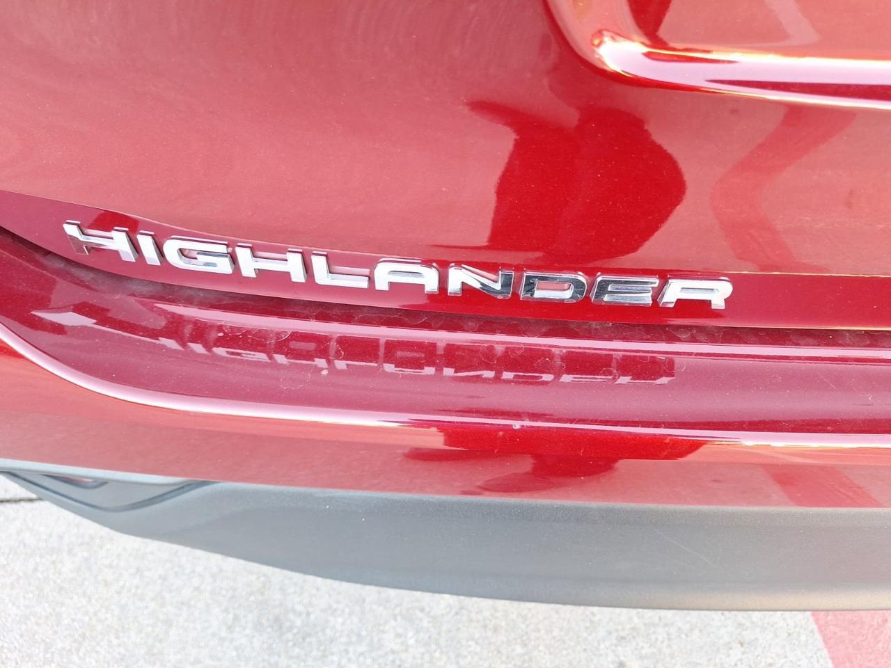 2023 Toyota Highlander L Hurst TX