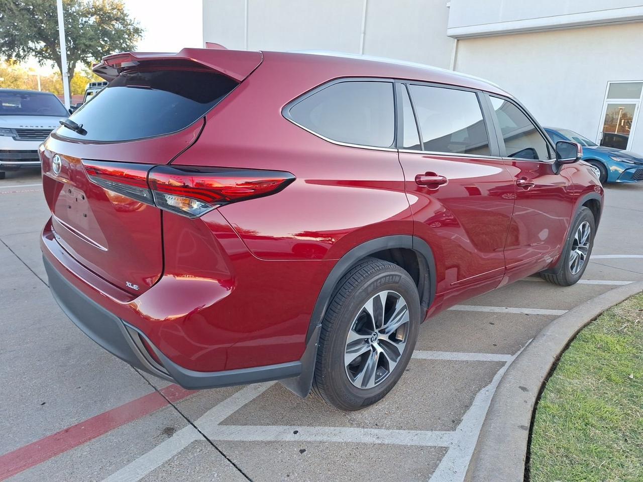 2023 Toyota Highlander L Hurst TX