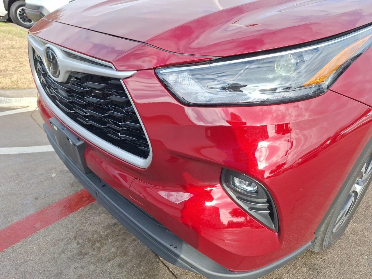 2023 Toyota Highlander L Hurst TX