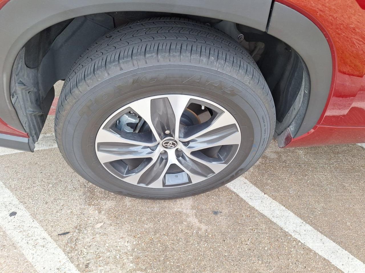 2023 Toyota Highlander L Hurst TX