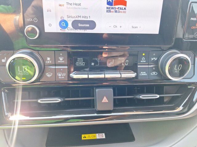2023 Toyota Highlander L Hurst TX