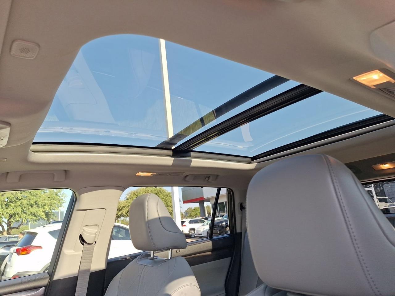 2023 Toyota Highlander L Hurst TX