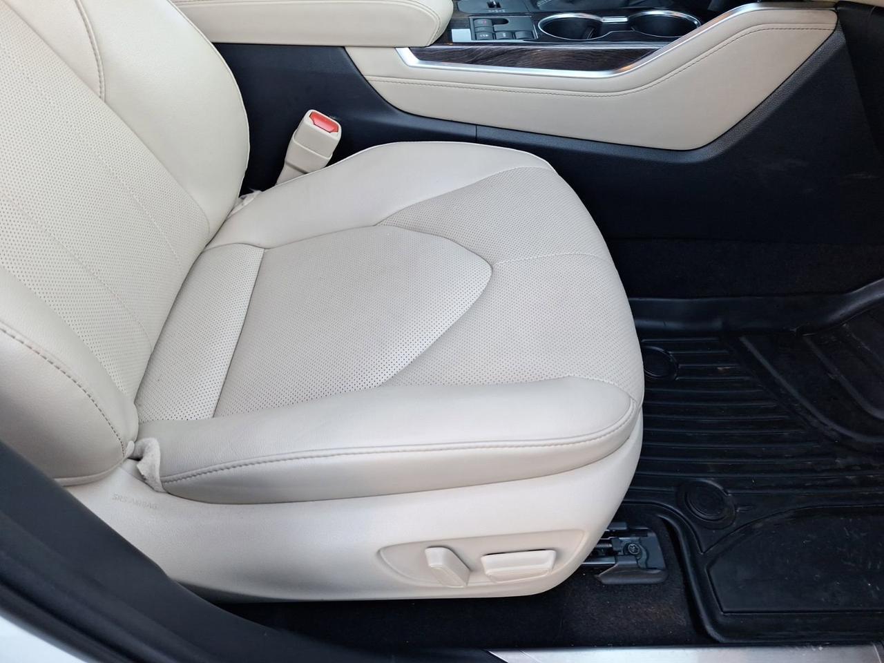 2023 Toyota Highlander L Hurst TX