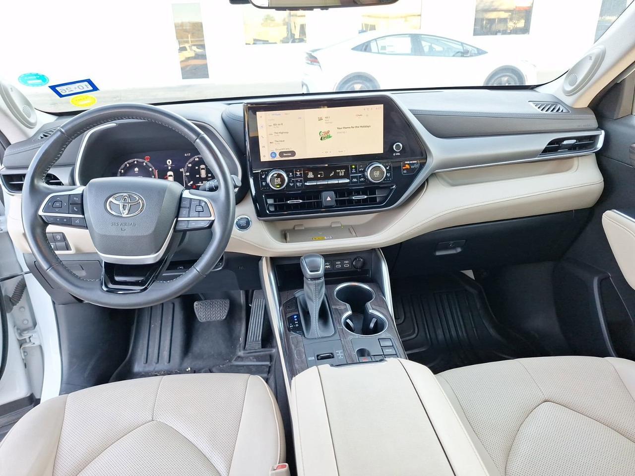 2023 Toyota Highlander L Hurst TX