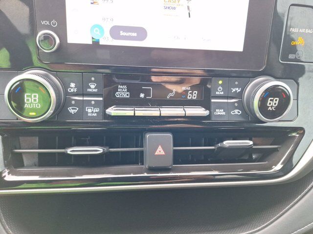2023 Toyota Highlander L Hurst TX
