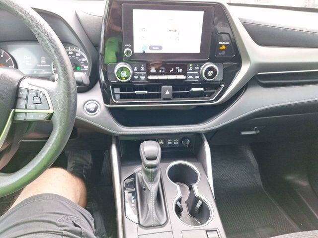 2023 Toyota Highlander L Hurst TX