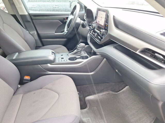 2023 Toyota Highlander L Hurst TX