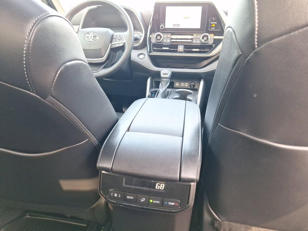 2023 Toyota Highlander L Hurst TX