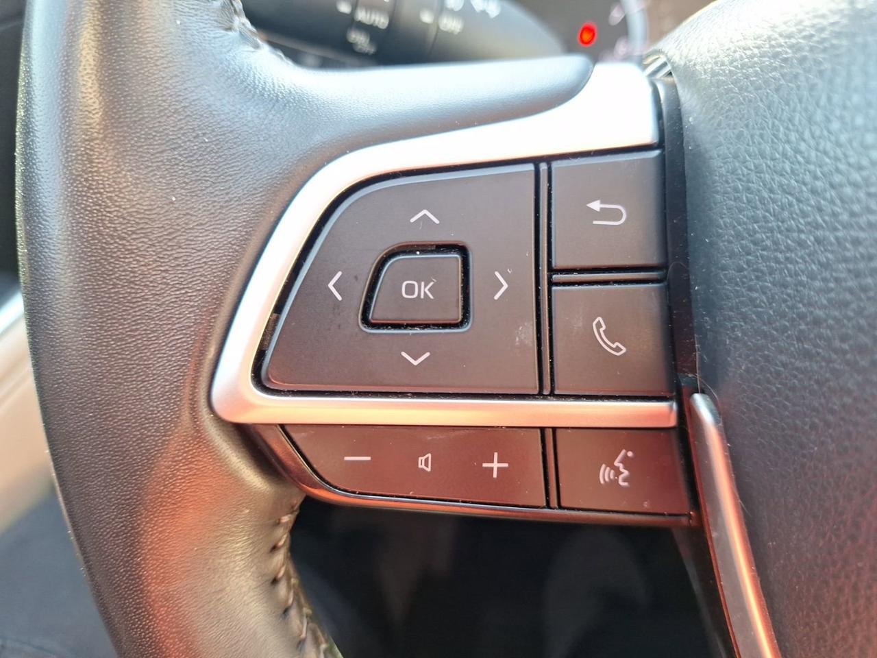 2023 Toyota Highlander L Hurst TX