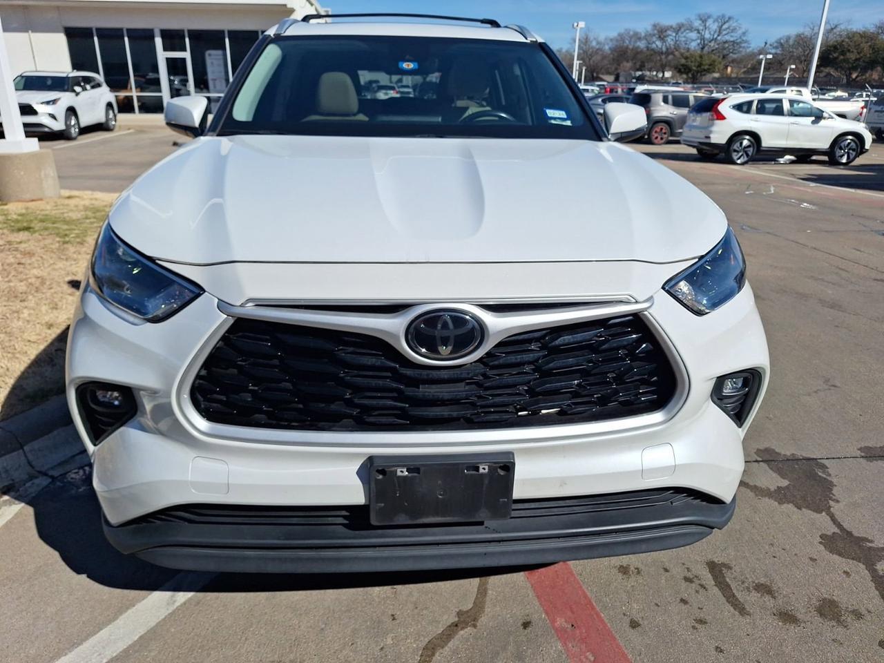 2023 Toyota Highlander L Hurst TX