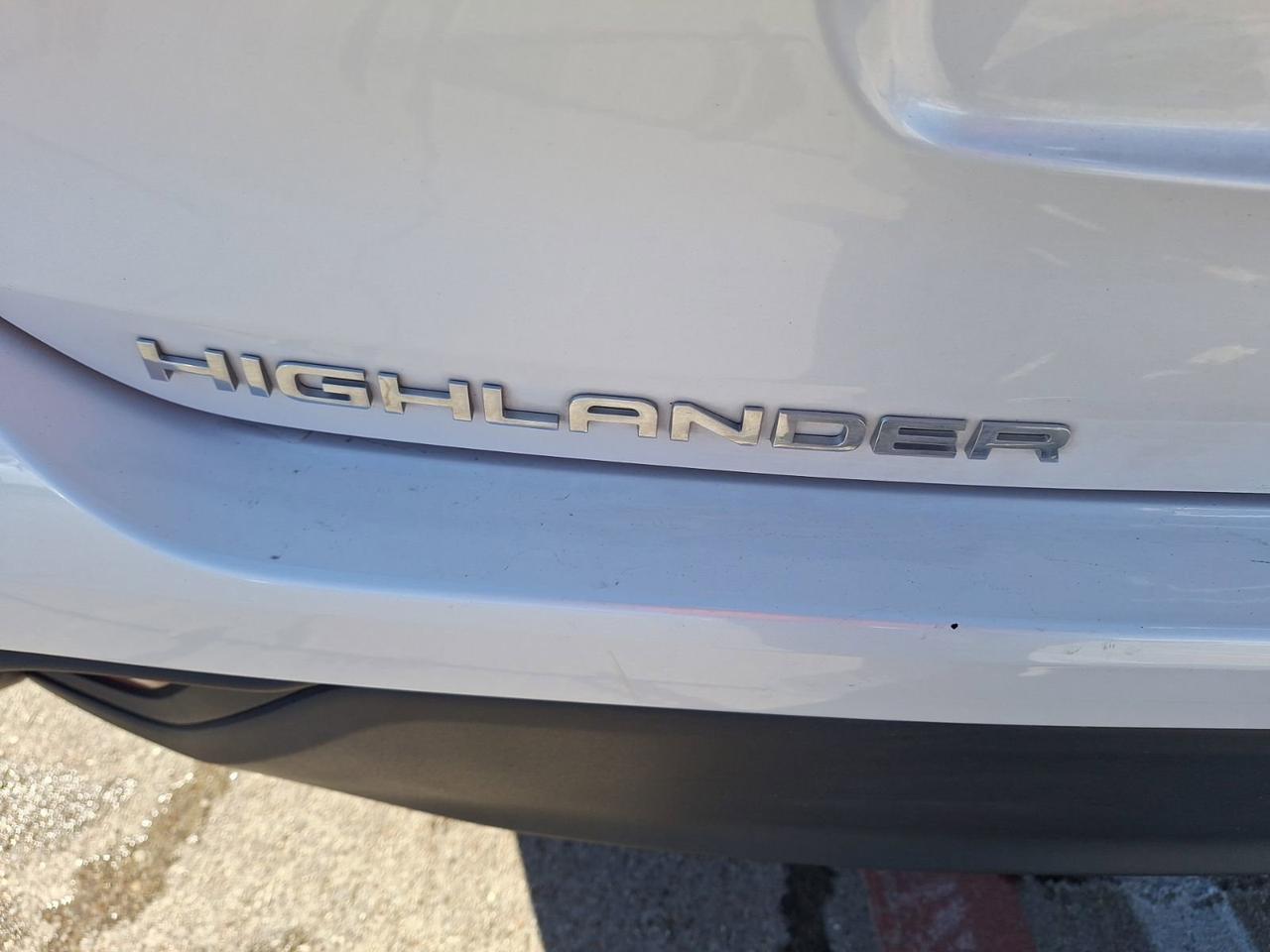 2023 Toyota Highlander L Hurst TX