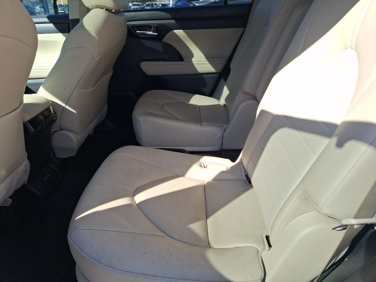 2023 Toyota Highlander L Hurst TX