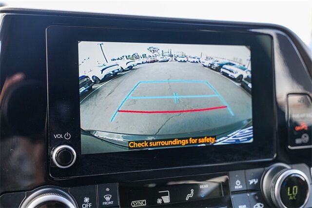2023 Toyota Highlander L Huntington Beach CA