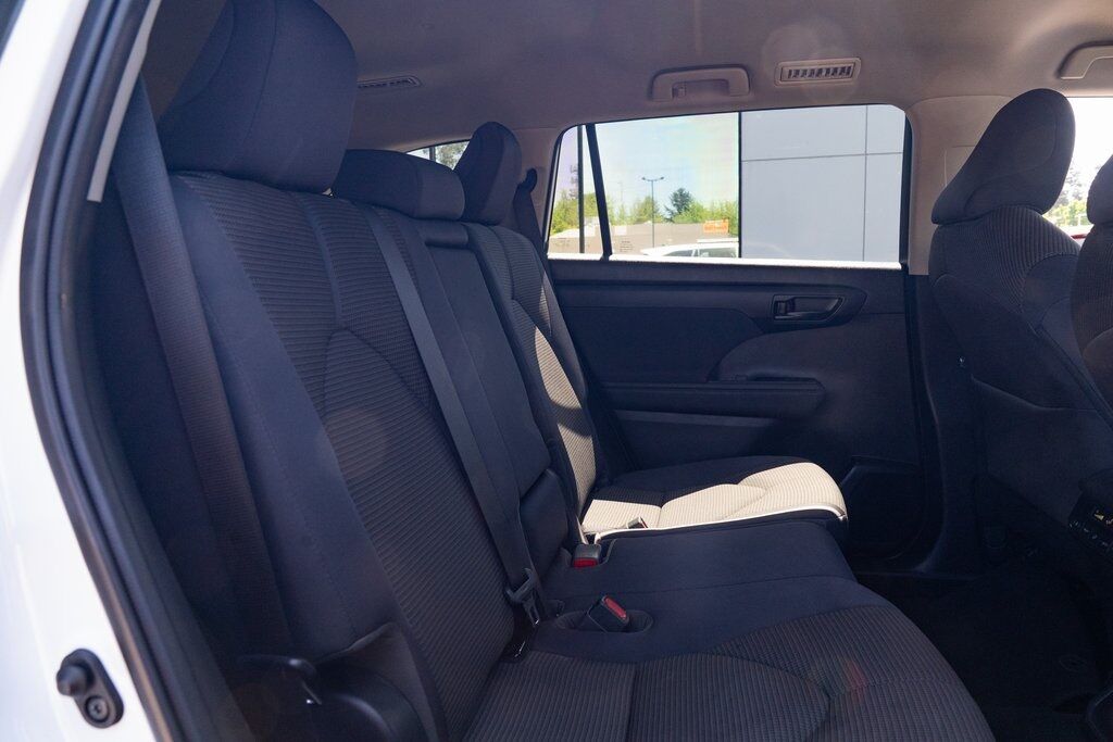 2023 Toyota Highlander L Milwaukie OR