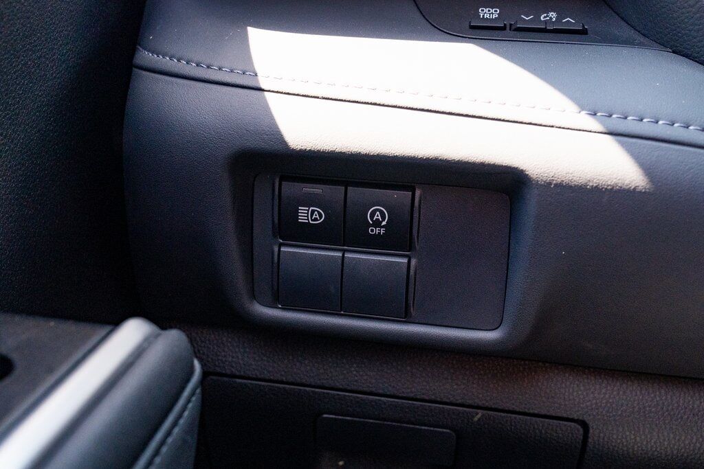 2023 Toyota Highlander L Milwaukie OR