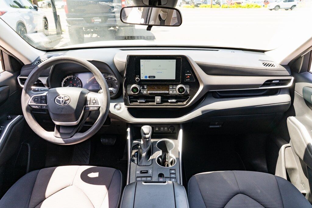 2023 Toyota Highlander L Milwaukie OR