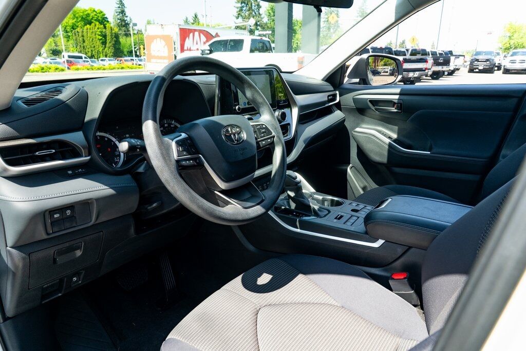 2023 Toyota Highlander L Milwaukie OR