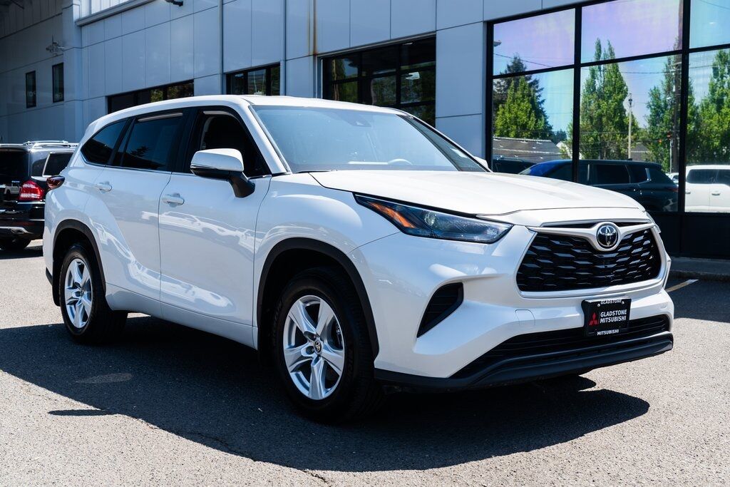 2023 Toyota Highlander L