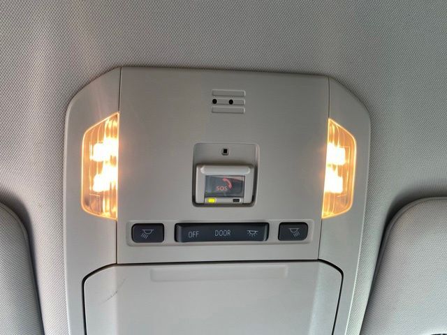2023 Toyota Highlander L - Photo 21