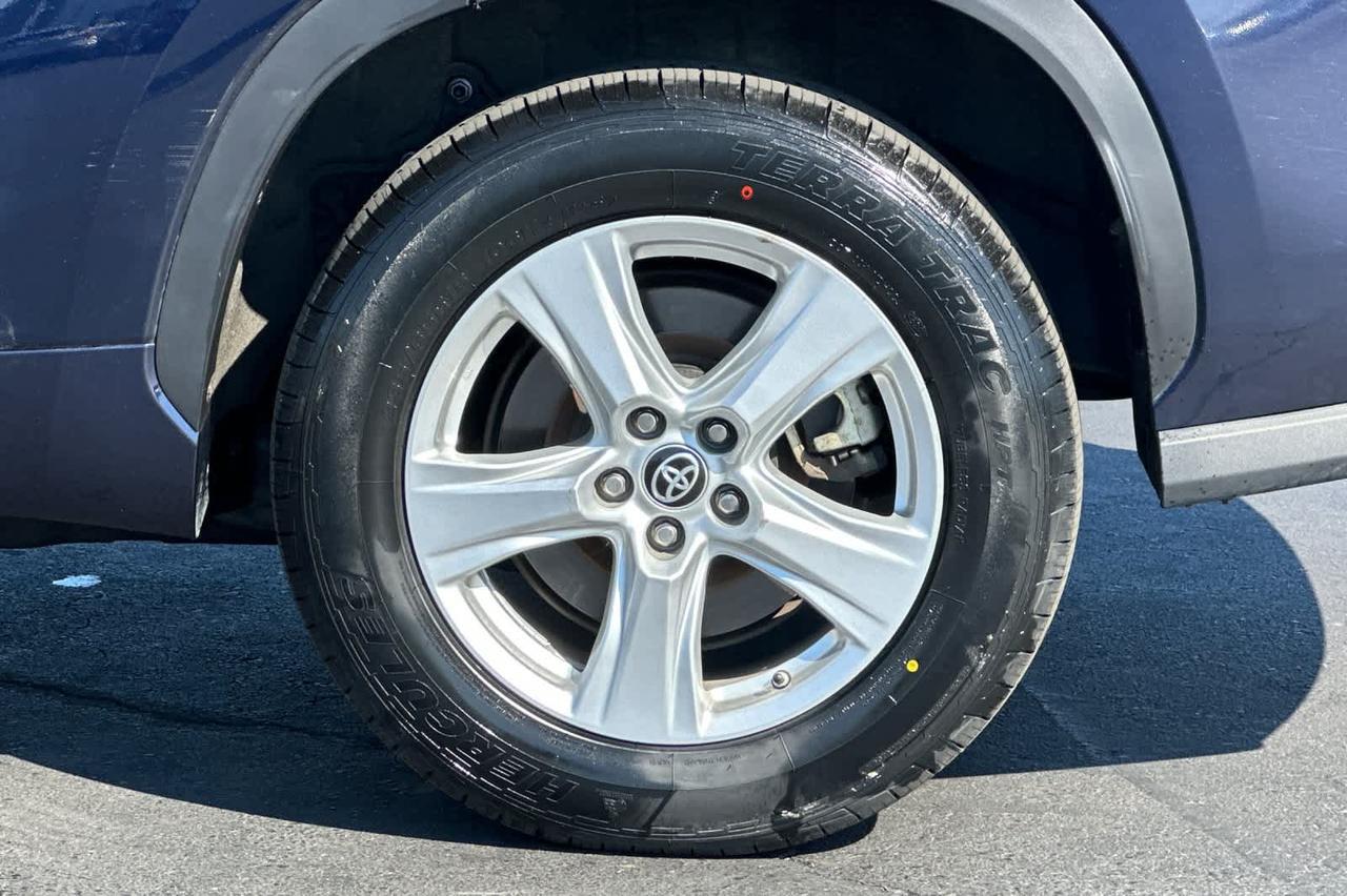2023 Toyota Highlander L Roseville CA