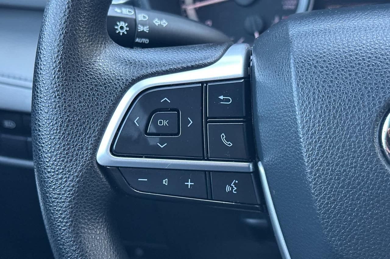 2023 Toyota Highlander L Roseville CA