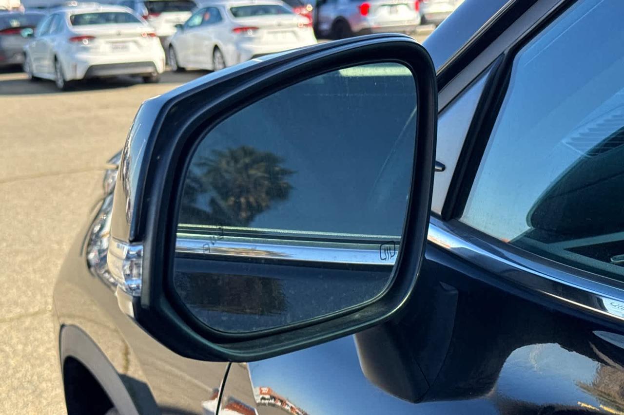 2023 Toyota Highlander L Roseville CA