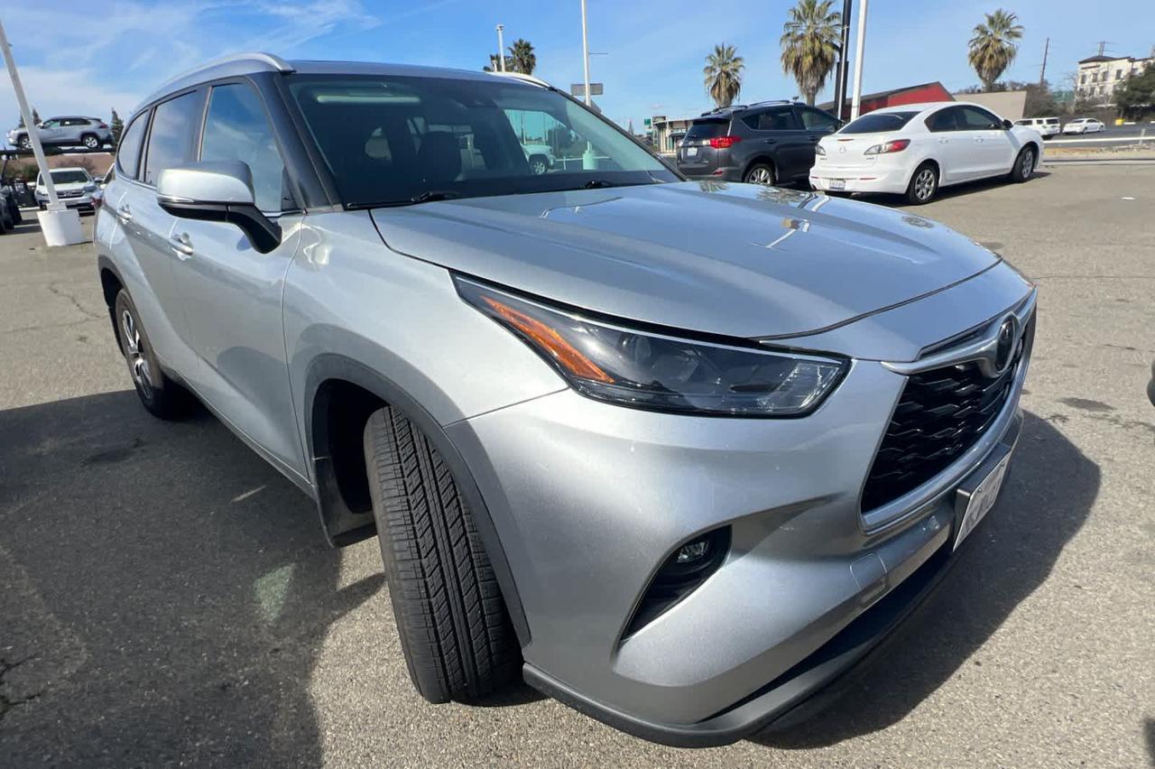 2023 Toyota Highlander L