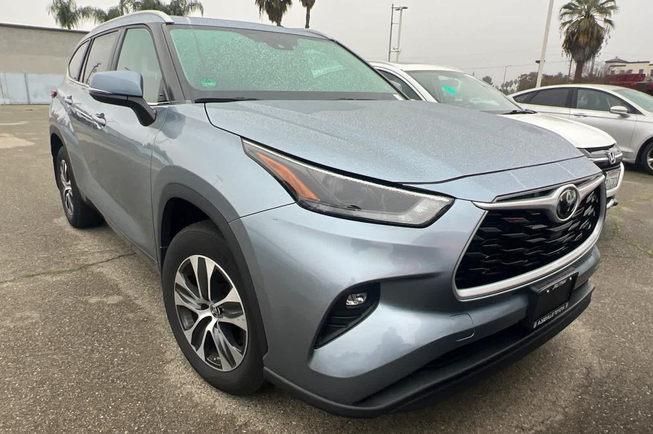 2023 Toyota Highlander L