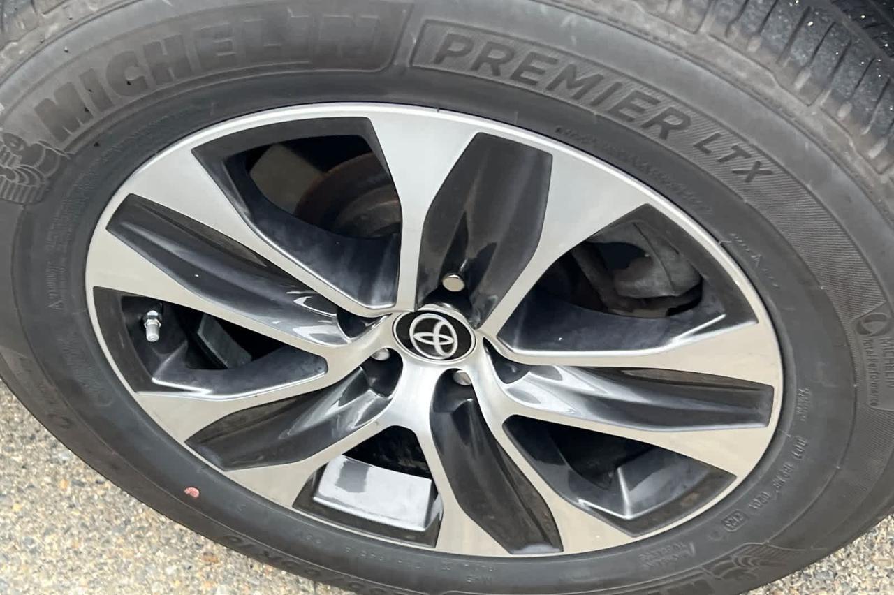 2023 Toyota Highlander L Roseville CA