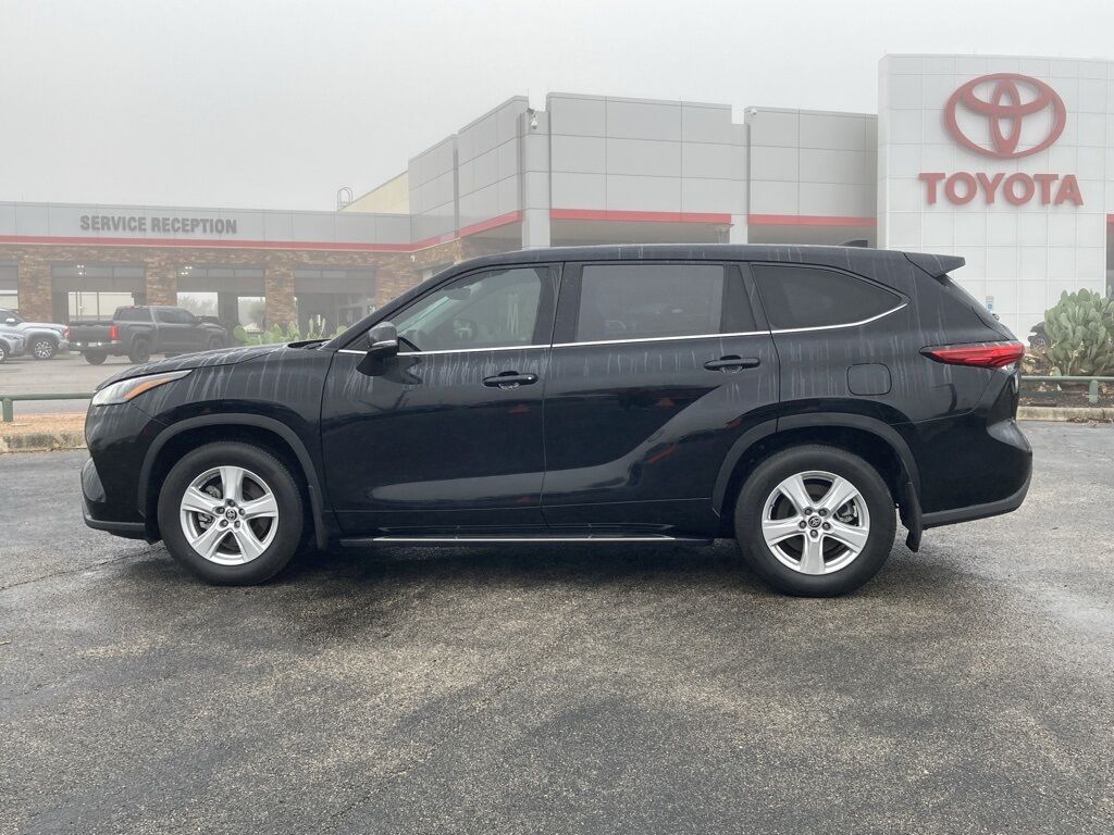 2023 Toyota Highlander L San Antonio TX