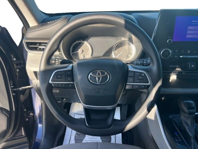2023 Toyota Highlander L Yuma AZ