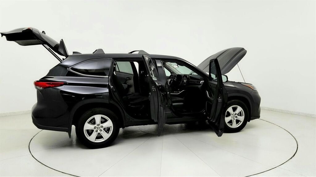 2023 Toyota Highlander L Laurel MD