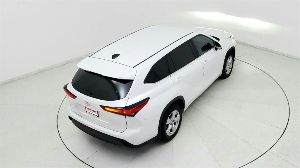 2023 Toyota Highlander L Laurel MD