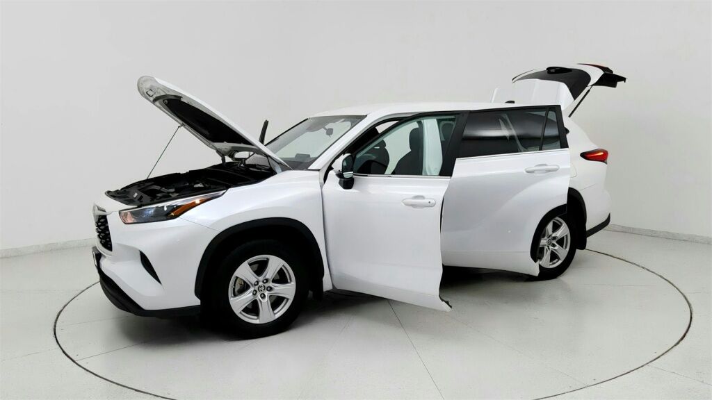 2023 Toyota Highlander L Laurel MD