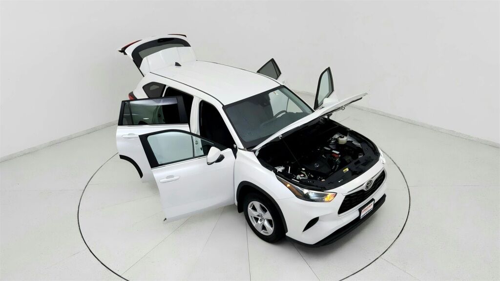 2023 Toyota Highlander L Laurel MD