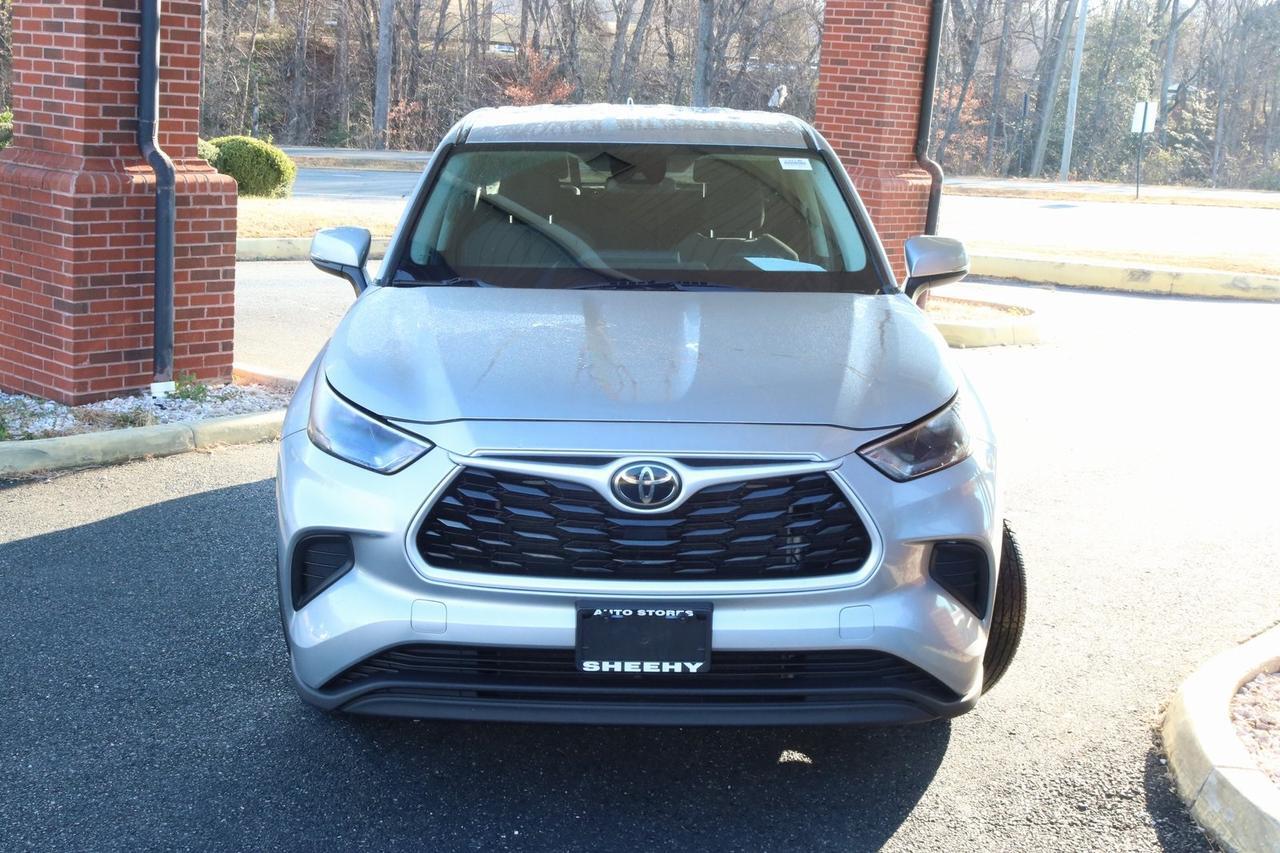 2023 Toyota Highlander L Fredericksburg VA
